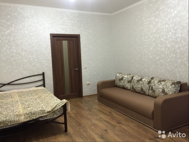 Аренда / 1-комнатные, СЕВАСТОПОЛЬ, Руднева, 1 600 р. Сдаётся посуточно, своя просторная 1-ком.квартира на 1эт.6-ти этаж. дома. Квартира в новом доме,после ремонта,всё... - 5