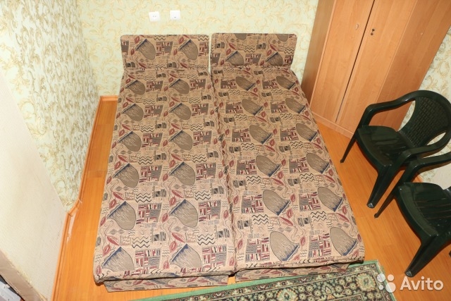 Сдам 1кв.ул.Свердлова на круглый год.№557 Цена круглый год 15000руб/мес.+комунальные, оплата помесячно. 1/2эт.дома....