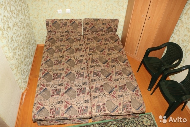 Сдам 1кв.ул.Свердлова на круглый год.№557 Цена круглый год 15000руб/мес.+комунальные, оплата помесячно. 1/2эт.дома.... - 1