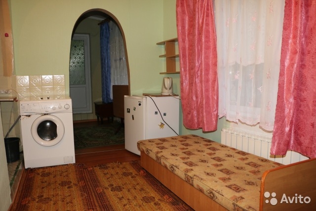 Сдам 1кв.ул.Свердлова на круглый год.№557 Цена круглый год 15000руб/мес.+комунальные, оплата помесячно. 1/2эт.дома.... - 8