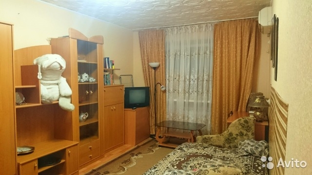 Аренда / 1-комнатные, ФЕОДОСИЯ, г.Феодосия, 10 000 р. Сдам квартиру семейной паре без детей и животных или женщине. Однокомнатную квартира. Центр города. 30 кв.м. Первый...