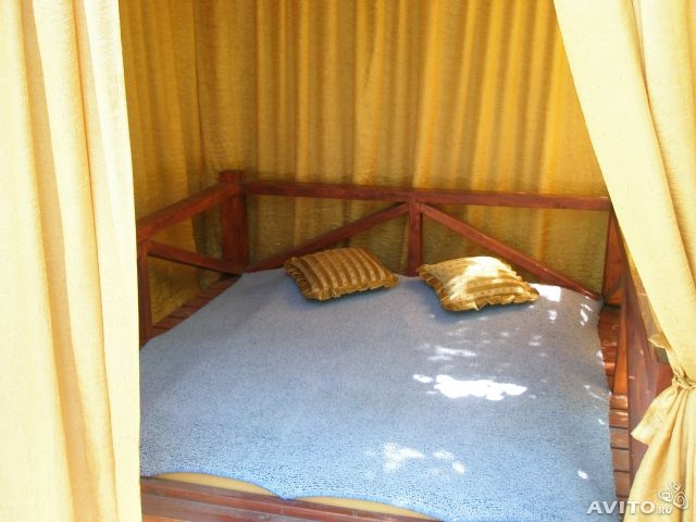 Аренда / Дома, АЛУШТА, 3 300 р. в Алуште, в 200 м. от МОРЯ сдается отдельная часть ДОМА с изолированным двориком (пер. Краснофлотский, выше отеля... - 6