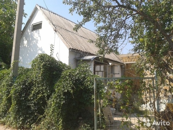 Продам дом 35 кв.м + Капитальное строение 11 на 12.5 Участок огорожен. Электричество заведено в дом. Срочно 25 000...