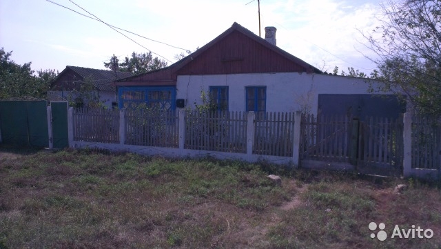Дом расположен в с.Останино Ленинского р-на,сад,огород,летняя кухня,баня,вода во дворе,газовая линия рядом с...