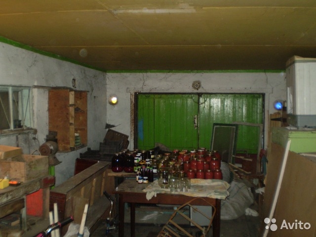 Продается половина дома в пригороде Севастополя, поселок Солнечный. В доме отдельный вход, 3 комнаты 18, 9, 9 м2,... - 7