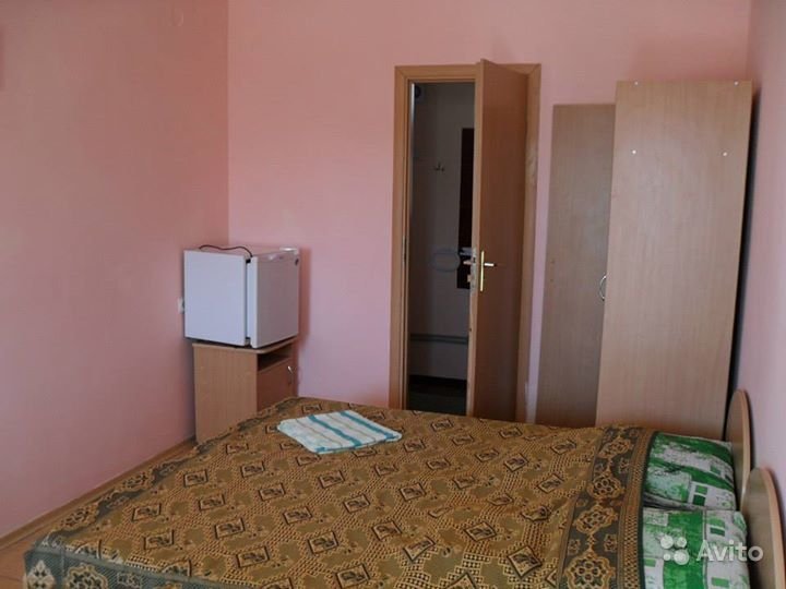 Продам действующую гостиницу, расположенную на берегу моря (100 метров) в г. Севастополе. В гостинице 9 номеров,... - 5