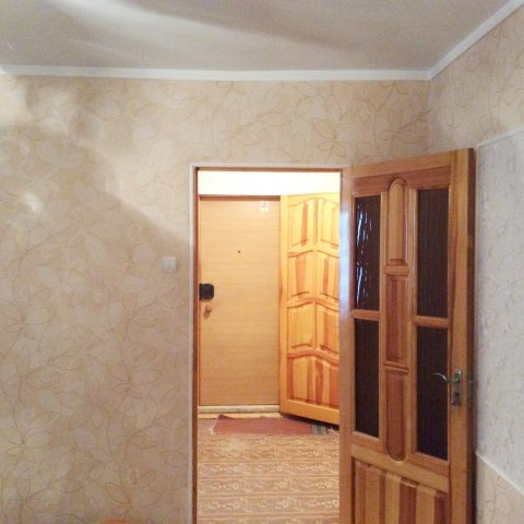 В лучшем районе Севастополя (на Летчиках)  продается теплая трехкомнатная квартира  по ул. Астана Кесаева 8.... - 2
