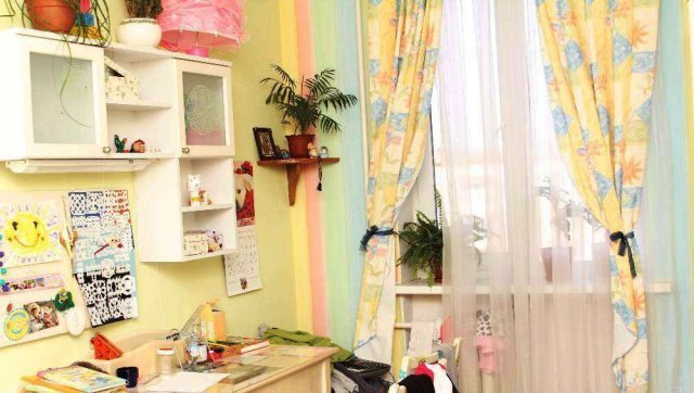 Продам в Севастополе двухкомнатную квартиру брежневку  на пр-те Острякова .  Квартира находится на третьем этаже... - 10