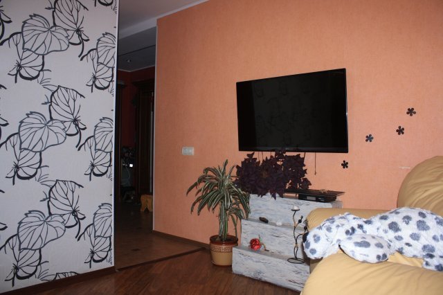 Продам в Севастополе трёхкомнатную квартиру чешку в 5-ом микрорайоне на ул. Маринеско . Квартира на 5 этаже... - 11