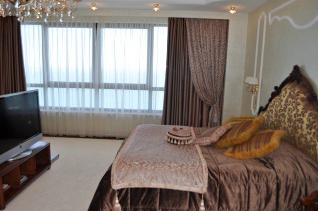 Петхаус в апарт-отеле «Парус» имеет общую площадь 669,7м2, на которой расположились три роскошные комнаты, ванная... - 15