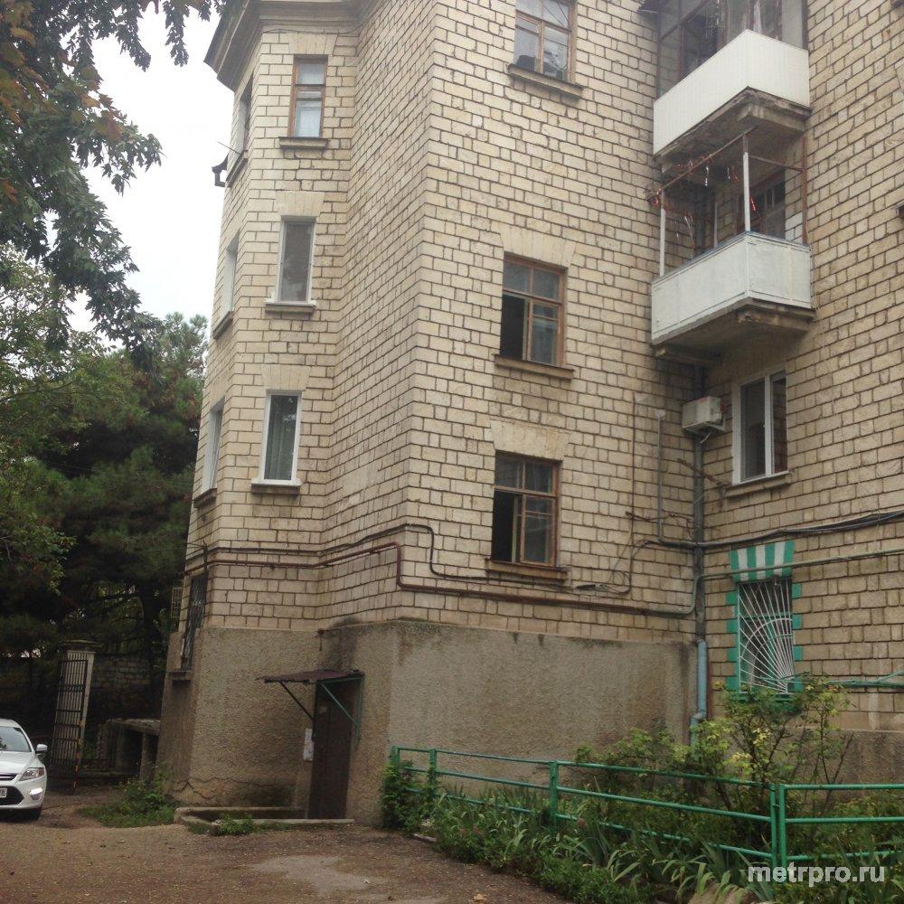 Продается 2х-комнатная квартира на Гоголя 26-А (Центр), 1/4 этаж, общая площадь – 56 кв.м, жилая – 32 кв.м, кухня – 9... - 2