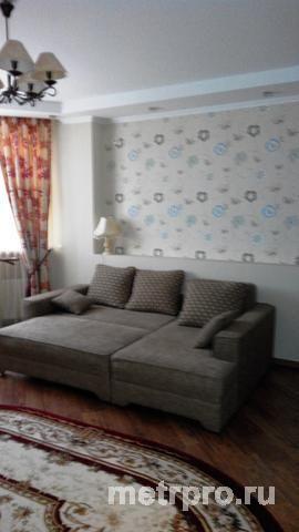 Продажа / 2-комнатные, ФЕОДОСИЯ, Коробкова, 103 000 $ г Феодосия, ул Вити Коробкова, 2 ком квартира, 110 кв м 2 комнатная квартира на двух уровнях: 5 и 6 этаж. Общая... - 1