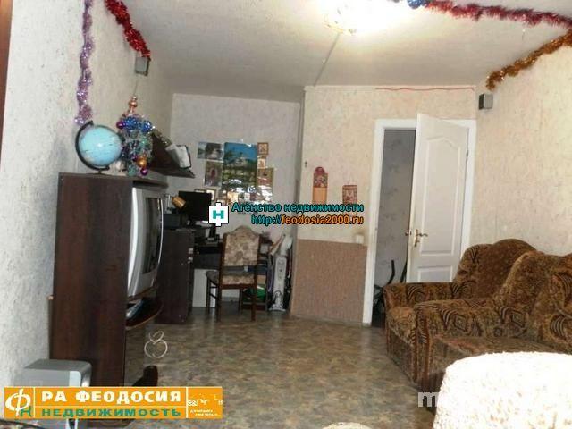 Продажа / 3-комнатные, ФЕОДОСИЯ, Гарнаева, 83 000 $ г.Феодосия, ул. Гарнаева. Продажа 3 комнатной квартиры. Квартира находится на 1 этаже 5 этажного дома. Во дворе... - 10
