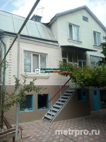 г.Феодосия, пер.Мопровский. Дом 325 кв. м расположен в центре города в районе ГИБДД. В доме 3 этажа, 12 комнат, 3... - 23