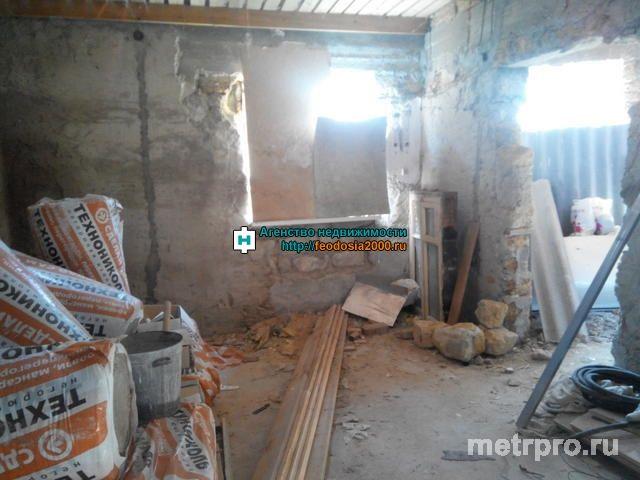 г. Феодосия, ул. Назарова. Продается недостроенный 2 этажный дом. На первом этаже 5 комнат, на втором 3. В доме уже... - 7
