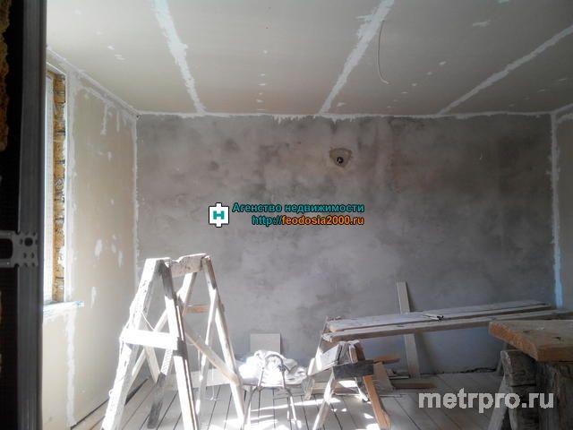 г. Феодосия, ул. Назарова. Продается недостроенный 2 этажный дом. На первом этаже 5 комнат, на втором 3. В доме уже... - 13