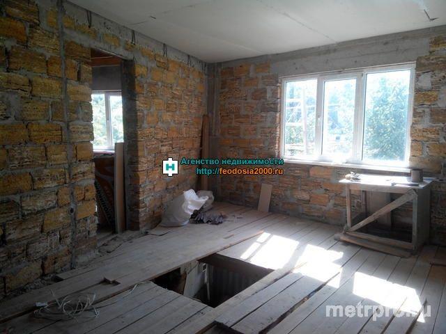 г. Феодосия, ул. Назарова. Продается недостроенный 2 этажный дом. На первом этаже 5 комнат, на втором 3. В доме уже... - 18