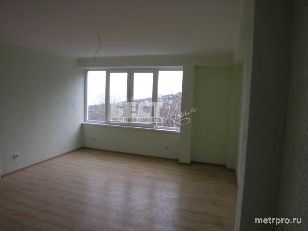 Продаём двухкомнатную видовую квартиру в Алупке на улице Щепкина. Новая квартира с ремонтом , общей площадью 40... - 1