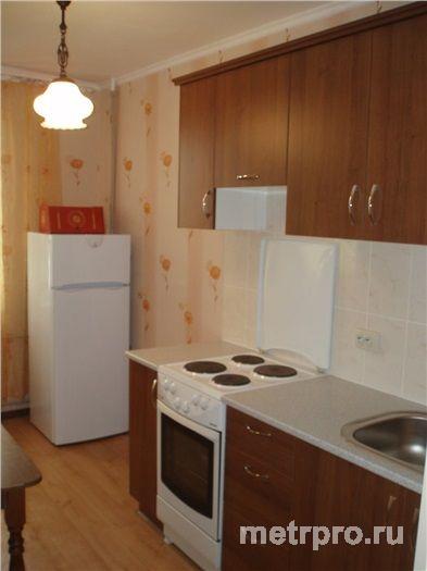 Продажа / 2-комнатные, СЕВАСТОПОЛЬ, Проспект Октябрьской Революции улица, 4 700 000 р. Продается очень добротная двухкомнатная квартира улучшенной планировки на Проспекте Октябрьской Революции. Самый... - 3