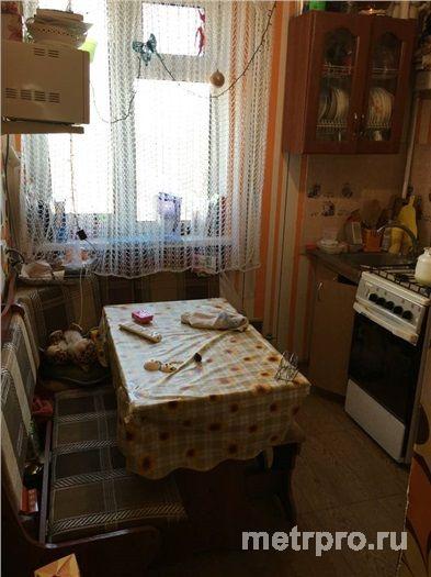 2-х комнатная квартира на Маршала Крылова 21. 4 этаж 5-ти этажного дома. 43 общая, 28 жилая, комнаты 16 и 12, кухня...