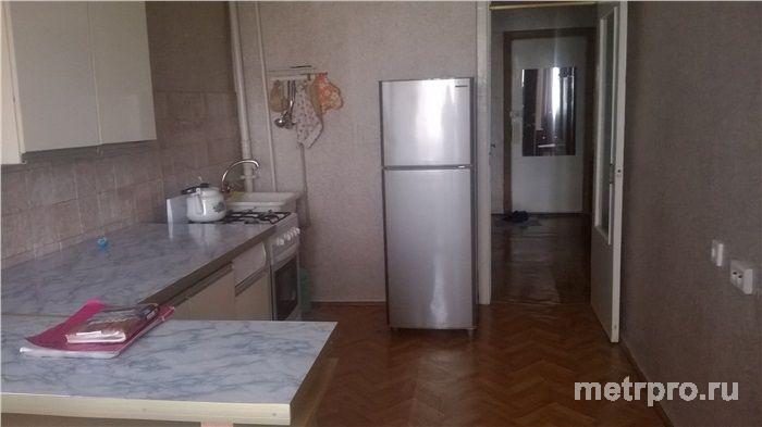 Продажа / 2-комнатные, СЕВАСТОПОЛЬ, Лизы Чайкиной улица, 4 000 000 р. Продается 2к квартира, общей площадью 42 м.кв., кухня 7,5 м. кв., комнаты 18,3 м. кв., 6,4 м.кв.. Квартира в жилом... - 7