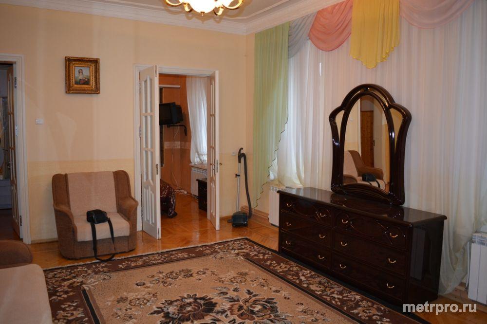 2 комнатная квартира в Ялте, ул.Екатерининская, 2 этаж, общая площадь 56 кв.м.,в отличном состоянии, двухконтурный... - 2