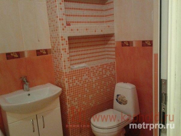 Продается 3-комнатная квартира, сталинка. 1 этаж 3-этажного дома. Общая площадь- 78 кв.м, жилая- 54 кв. м, кухня -7... - 3