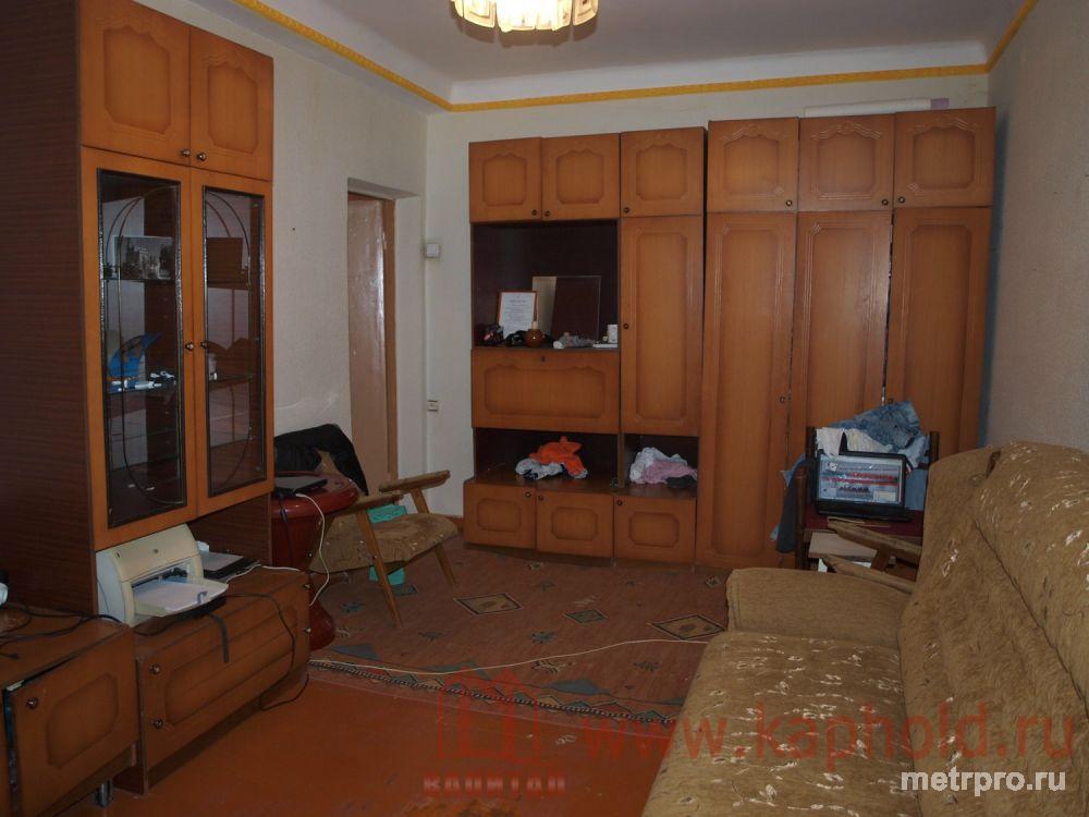 Продается 1-комнатная квартира, 1 этаж 5-этажного дома, высокий цоколь, балкон 3 кв. м. Ул. Трубаченко, в спальном...