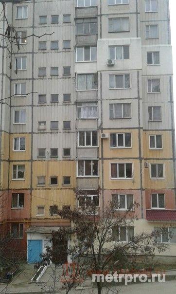 Продается трехкомнатная квартира, ул.Маршала Жукова (панельный дом), 2 этаж 9-этажного дома. Общая площадь — 62 кв.м.... - 1
