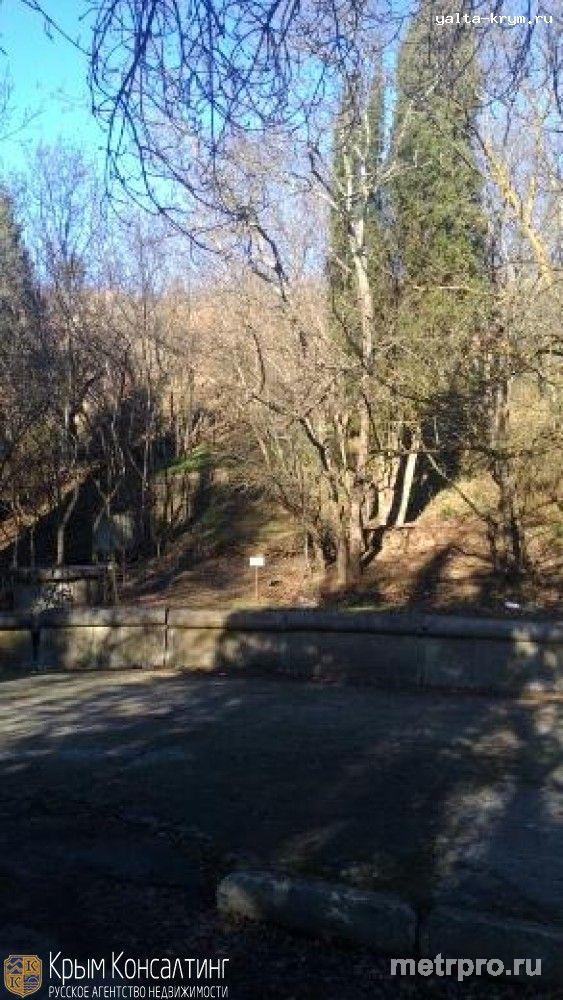 Продам 22 сотки на ЮБК - 3 смежных участка 7+7+8 соток г Алушта, Профессорский Уголок, в 150 метрах пансионат Алушта,...