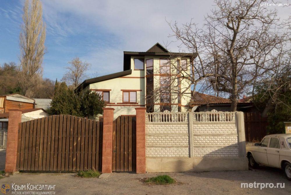 Предлагаем купить новый дом на 4 сотках земли на южном берегу Крыма, находится в п. Ай-Даниль, между Гурзуфом и... - 1