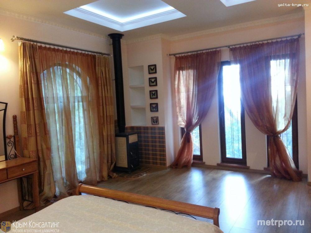 Продается красивый новый дом в парке на Южном берегу Крыма, г. Алупка. Дом построен в средиземноморском стиле по... - 6
