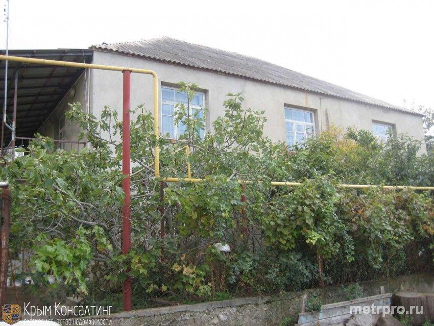 Продажа / Дома, АЛУШТА, 170 000 $ Продается дом в городе Алушта, село Изобильное, площадью 214 кв.м., два этажа. Жилой. Площадь земельного участка 6... - 5