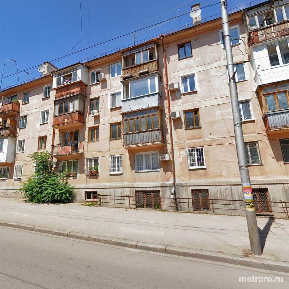 Сдается длительно(без выселения на лето и поднятия цены) Однокомнатная квартира в тихом центре на улице Льва Толстого...