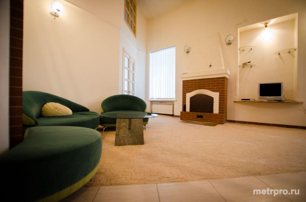 Двухуровневая квартира класса «Люкс» ищет достойных жильцов. Хорошая современная отделка и мебель в квартире....