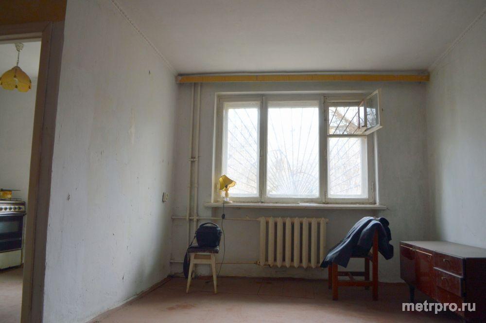 ПРОДАМ однокомнатную квартиру  в г. Севастополе в Ленинском районе по улице Хрусталева №23 на 1-ом высоком этаже 5-ти...