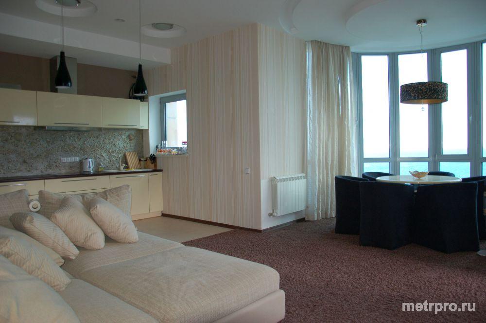3-комнатные апартаменты с панорамным видом, 50 метров от моря.  Предлагаю к продаже просторные 3-комнатные... - 2