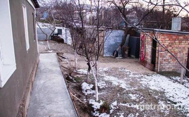 г Феодосия, ул Восточная, дом 30 кв м, участок 3 сотки  Продается половина дома по ул. Восточная 27 район Форштадт,... - 3