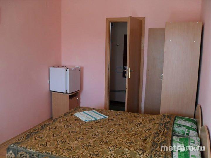 Продам действующую гостиницу, расположенную на берегу моря в г. Севастополе. В гостинице 9 номеров, бытовые и... - 4