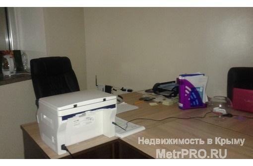 Сдается в Аренду Офисное помещение в Центре города Севастополь , общей площадью 25 кв.м. за сумму аренды 30 000... - 2