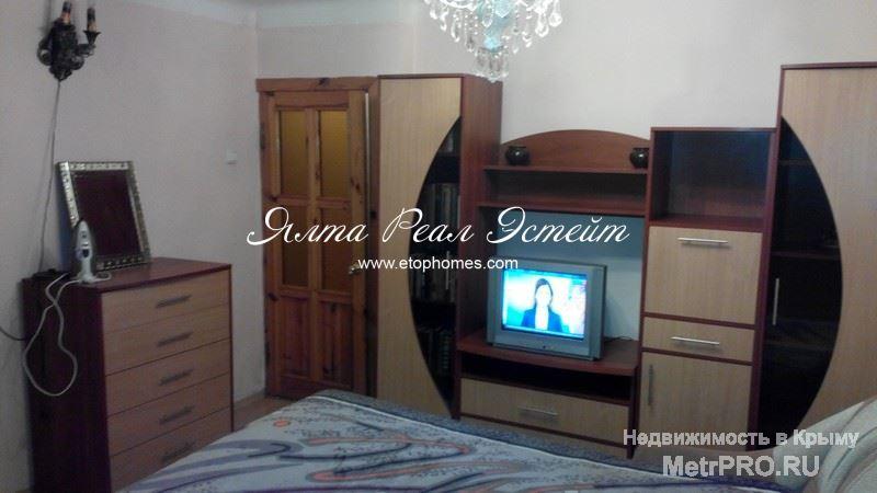 Продается двухкомнатная квартира, общей площадью 42 м2, расположена на третьем этаже четырехэтажного жилого дома,... - 5