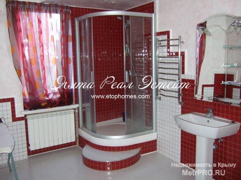 Большая четырехкомнатная квартира, общей площадью 191 м2, с шикарным видом на море и горы, расположена на втором... - 7