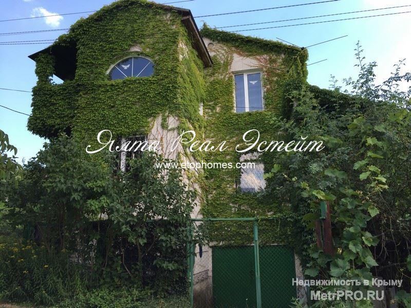 Продается загородный дом в Перевальном, Симферопольский район. Общая площадь 150 м2, 2 этажа, участок 12 соток (гос....