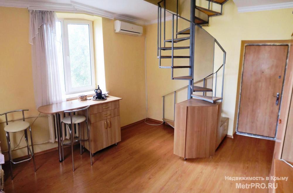 Продается 2-х уровневая квартира в Ялте (ул. Достоевского). Бутовый дом расположен в спокойном, зеленом районе... - 1