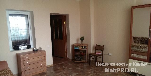 Продается 2-х  комнатная квартира в г. Ялта, ул. Средне-Слободская, расположена на 1 эт./3эт. кирпичного дома...