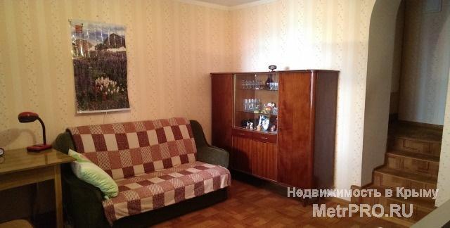 Продается 2-х  комнатная квартира в г. Ялта, ул. Средне-Слободская, расположена на 1 эт./3эт. кирпичного дома... - 3
