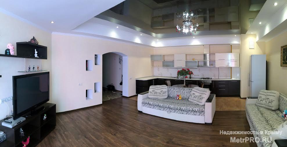 Продается квартира в закрытом жилом комплексе «Дарсан-Палас».   Квартира общей площадью 71.4 кв.м. расположена на 2-м... - 1