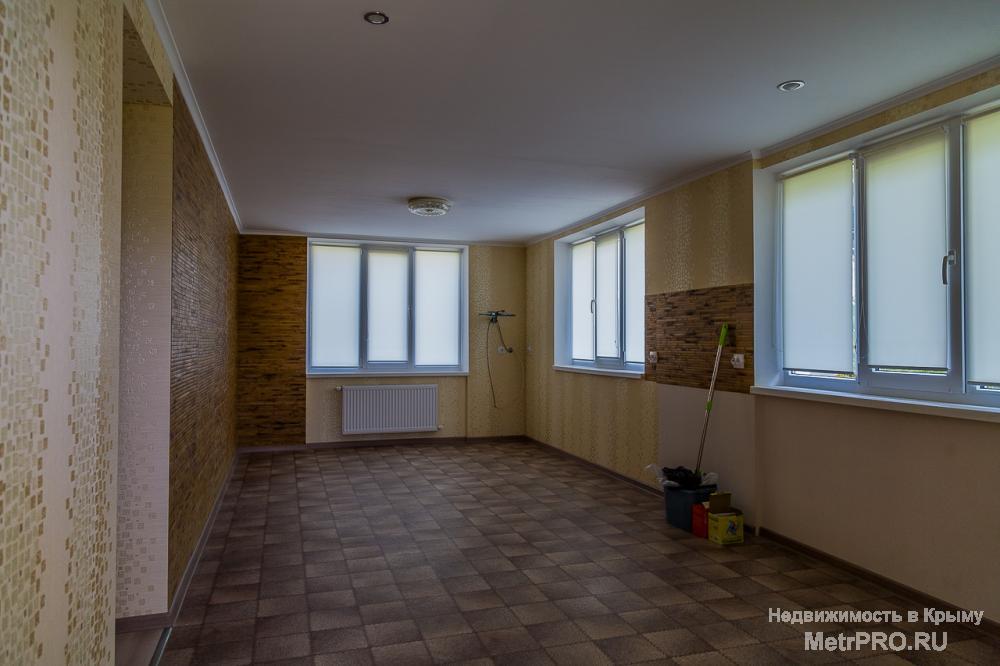 Продажа / Дома, АЛУШТА, 18 000 000 р. Продается двухэтажный, кирпичный дом в селе Кипарисное Алуштинского района. В доме 2 санузла, 7 комнат, капитальный... - 10