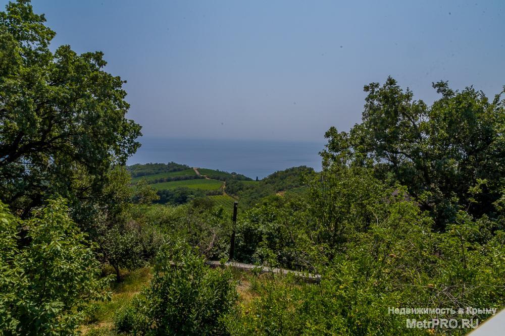 Продажа / Дома, АЛУШТА, 18 000 000 р. Продается двухэтажный, кирпичный дом в селе Кипарисное Алуштинского района. В доме 2 санузла, 7 комнат, капитальный... - 34