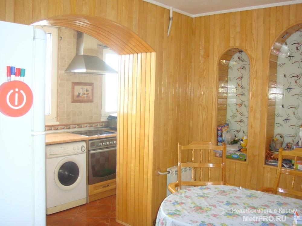 Продам просторную 4-комнатную квартиру для большой семьи в одном из лучших районов Симферополя – Москольцо.  *... - 1